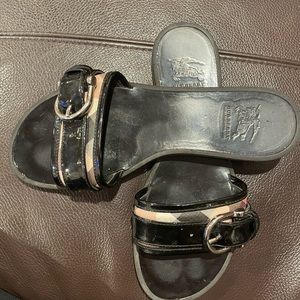 Burberry slides